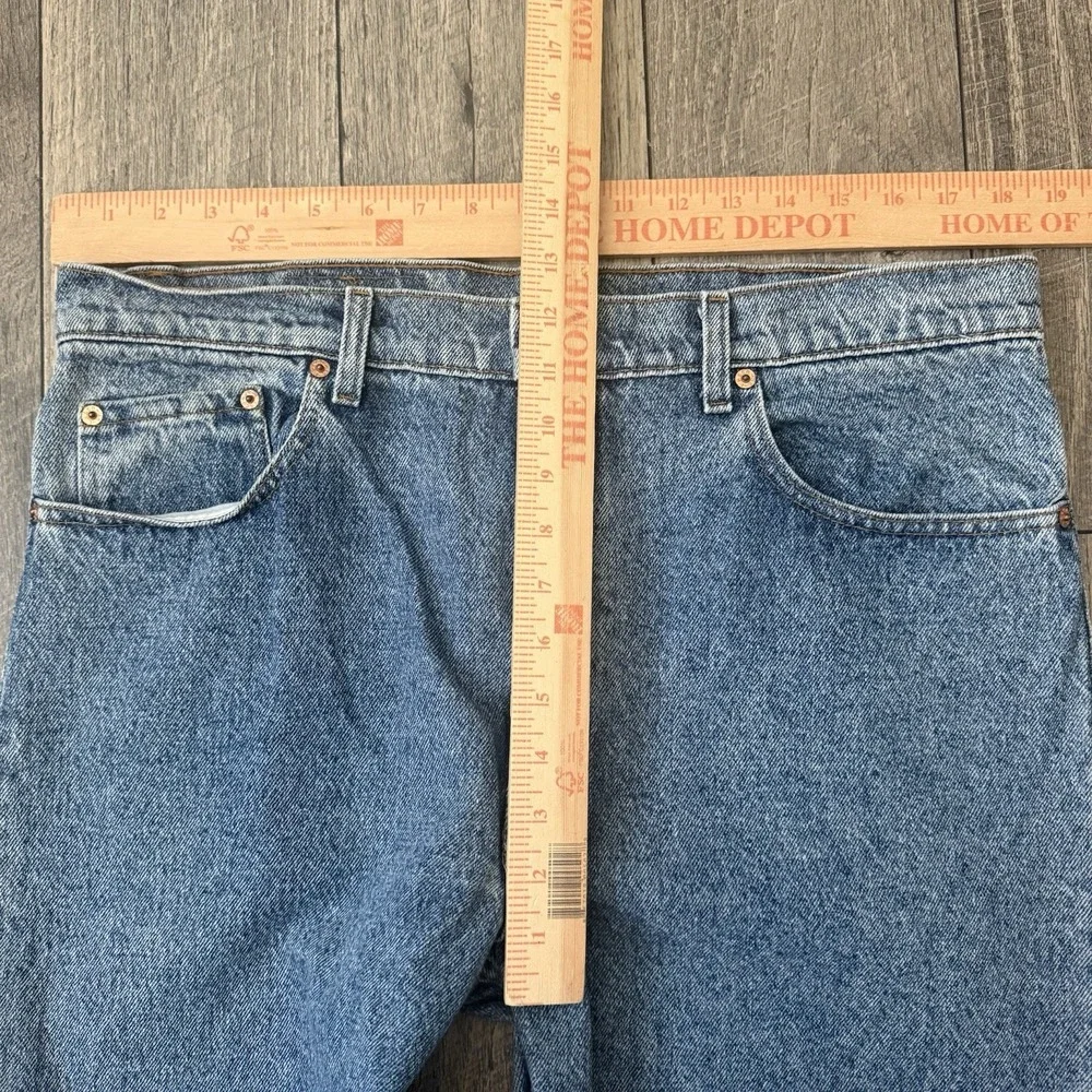 Vintage 90s Levis 550 Relaxed Fit Jeans Mens 38x30 Light Wash Blue Denim Tapered